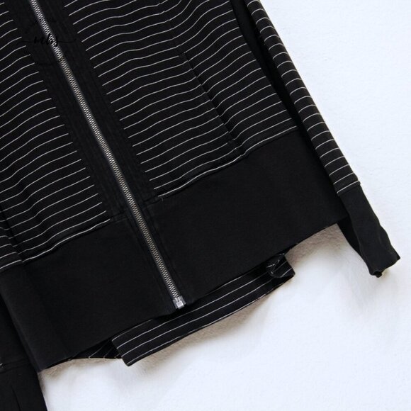 CAbi Sprint Athleisure Striped Zip Up Cotton Blend Jacket Black White Women M - Picture 5 of 10